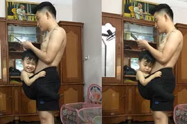 “Phát sốt'' với em bé thích chui vào quần bố ngồi mới chịu ngủ