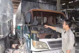 Nỗi khổ của gia đình suốt 2 năm bị kẻ xấu phóng hỏa