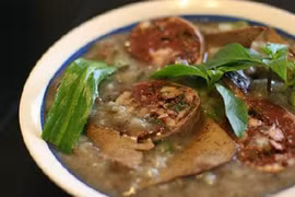 Video: Lẩu cháo lòng cho ngày Hà Nội trở rét