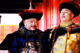 Tài sản gấp 15 lần ngân khố Đại Thanh của Hòa Thân có những gì?