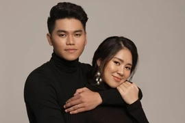 Ông xã nói lời ngọt ngào động viên Lê Phương nặng nề mang bầu tháng thứ 7