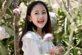 Cô con gái 5 tuổi của Hoa hậu Hà Kiều Anh