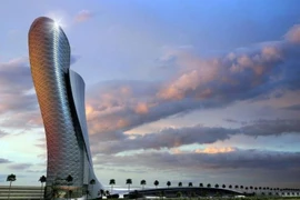 Bí ấn tòa tháp tuyệt đẹp nghiêng gấp 4 lần tháp Pisa