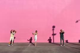 Sự lừa dối đằng sau độ giàu có của ngôi sao mạng