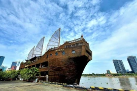 Treo tàu chơi dài mất đứt trăm triệu mỗi tháng, ông chủ kêu cứu