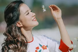 MC Minh Trang từng muốn ôm con nhảy cầu tự tử