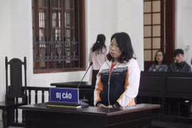 Bảo em họ 14 tuổi sang Trung Quốc trông trẻ rồi bán làm vợ