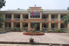 Chủ tịch xã giả mạo chữ ký, “ăn chặn” tiền hỗ trợ lúa của dân