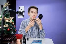 Trung Quốc cấm người dưới 16 tuổi livestream