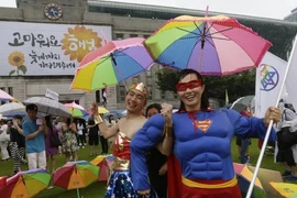 Dự thảo bảo vệ học sinh LGBT gây tranh cãi ở Hàn Quốc