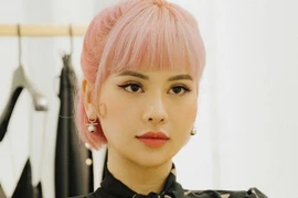 Bạn gái tin đồn Huỳnh Phương đáp trả cực gắt khi gặp antifan