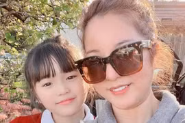 Con gái Thúy Nga đã đi học trở lại, dung mạo mới nhất gây chú ý