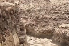 Mexico: Đào đất, phát hiện đền cổ khổng lồ ngàn tuổi