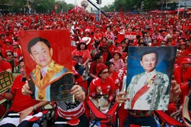 Cuộc sống lưu vong của ông Thaksin