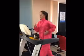 Video: Mẹo giảm cân, loại mỡ của nữ hoàng dancesport Khánh Thi