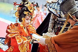 Hoàng đế Trung Hoa chọn người để ân ái bằng cách nào?