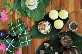 5 bí quyết chi tiêu dịp Tết: Mua đầy đủ đồ mà vẫn tiết kiệm