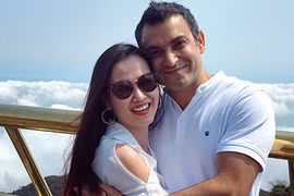 Võ Hạ Trâm tặng quà đặc biệt cho chồng Ấn Độ sau trăng mật