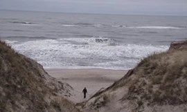 Video: Bên trong ngôi nhà ven biển kết nối internet cho cả thế giới