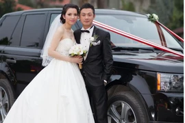 Bộ ảnh cưới 8 năm của MC Anh Tuấn và bà xã kém 14 tuổi