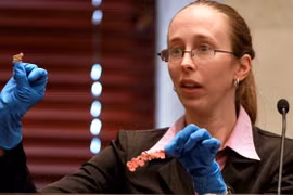 Vụ bé gái 3 tuổi chết bí ẩn: Phán quyết gây bàng hoàng