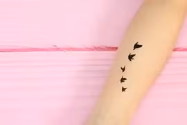 Video: Mẹo làm hình xăm giả cực chất