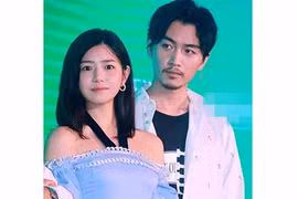 "Dương Quá, Tiểu Long Nữ" lần đầu dự sự kiện chung sau lễ cưới