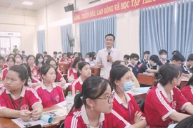 Nói không với bạo lực và ma túy trong học đường