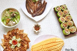 Cá lóc hấp bầu, đậu hũ sốt tôm khiến bữa cơm chiều ngon hơn bao giờ hết