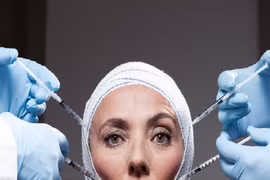 Trả gấp 4, đón bác sĩ bằng chuyên cơ để phẫu thuật thẩm mỹ