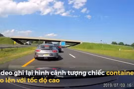 Video: Tài xế Porsche 911 thoát chết gang tấc nhờ tài lái xe điêu luyện