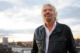 Tỷ phú Richard Branson: "Đừng tốn thời gian hòa đồng với đám đông"