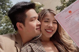 Beauty blogger Changmakeup kết hôn