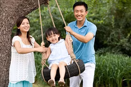 Video: Làm cha mẹ thời công nghệ cần nghe bài này