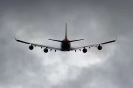 Video: Thảm họa hàng không: Máy bay nghi bị khủng bố đâm nổ chung cư