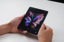 Cách bố trí linh kiện bên trong Galaxy Z Fold3