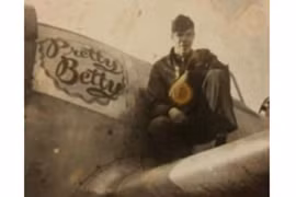 Phát hiện xác phi công hồi Thế chiến 2 dưới gốc cây