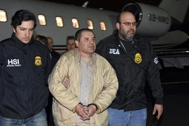 Trùm ma túy khét nhất thế giới chạy trốn trong tình trạng khỏa thân