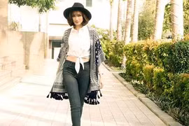 "Học lỏm" cách chọn cardigan để mặc mùa thu như sao Việt