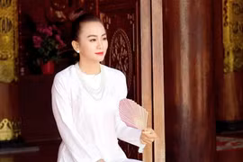 Theo trend "mợ 2", Ngọc Thiện khoe nhan sắc trong bộ đồ bà ba