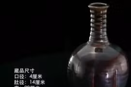 Cậu quý tử bán trộm nữ trang của mẹ mua chiếc bình cổ