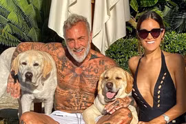 Triệu phú cơ bắp U60 và cuộc sống bên mỹ nhân kém 27 tuổi