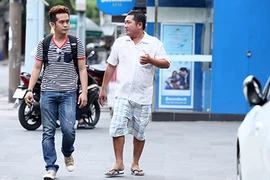 “Thằng Cò” Đất phương Nam làm bốc vác, hớt tóc để mưu sinh