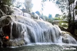 Vẻ đẹp đầy thơ mộng của thác Trăng ở Hoà Bình