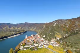 7 địa điểm dáng trải nghiệm để bạn "lạc trôi" một mình