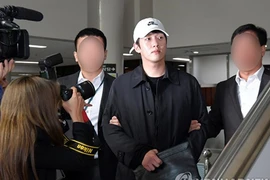 Bạo hành bạn gái, người yêu cũ Goo Hara bị bắt