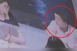 Video: Giả vờ mua vàng rồi cướp, nam thanh niên bị tóm gọn