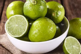 Mẹo làm sạch bong nhà cửa chỉ với nguyên liệu tự nhiên này