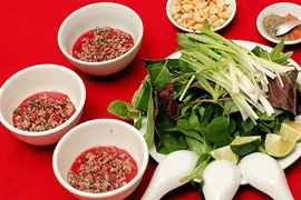 Những sự thật kinh hoàng về món ăn "mang lộc cả năm"