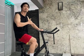 Công Phượng khoe cơ bắp cuồn cuộn như Ronaldo